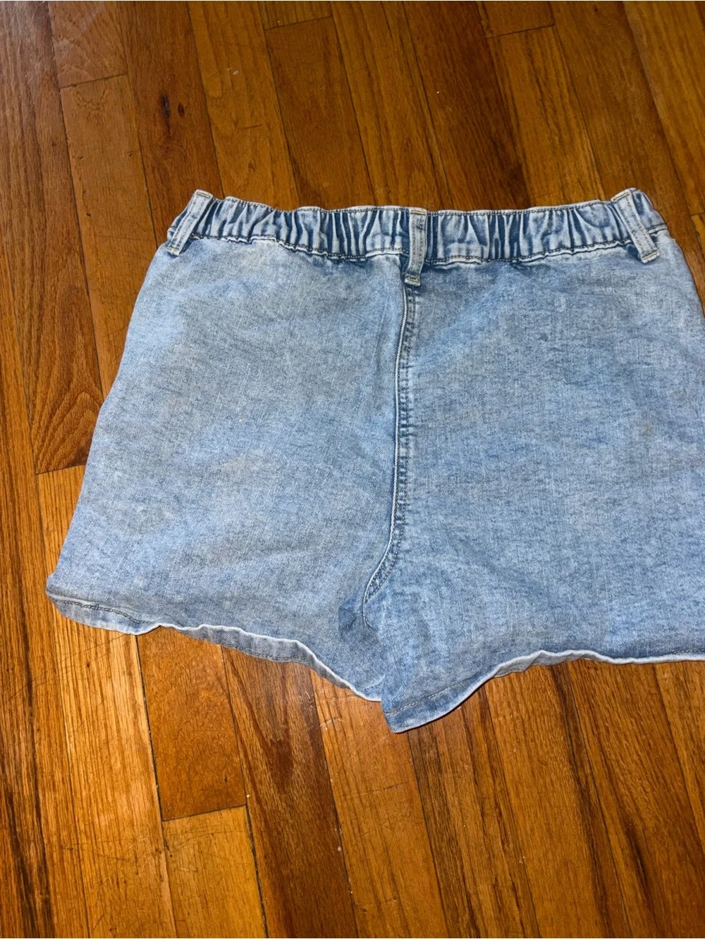 Light Wash Denim Button-Front Women’s Shorts Skirt